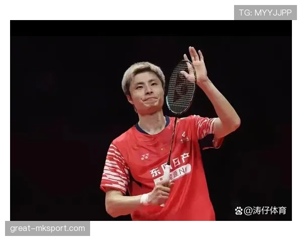 石宇奇手表一亮，我的穷感立刻爆表